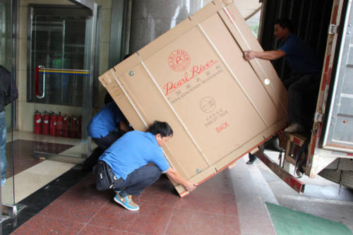 筠连钢琴贵重工艺品无忧运
